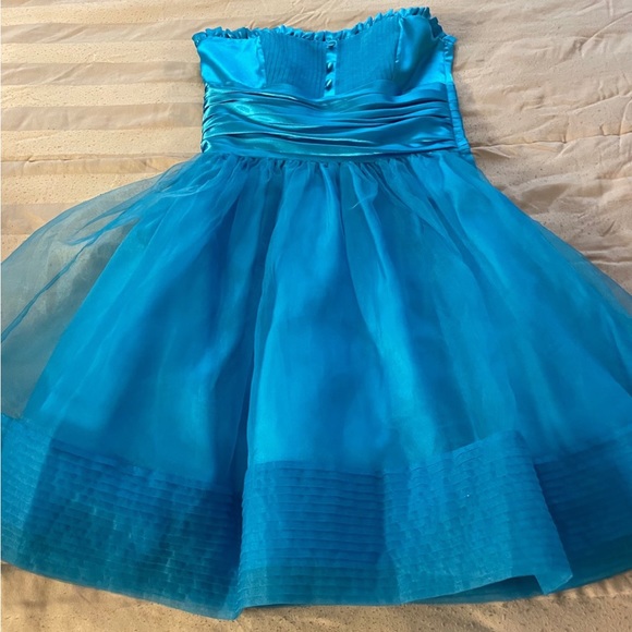 Betsey Johnson Dress - Picture 2 of 7